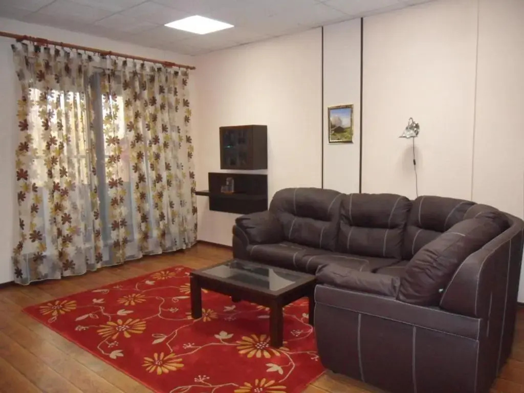 Отель Кола
