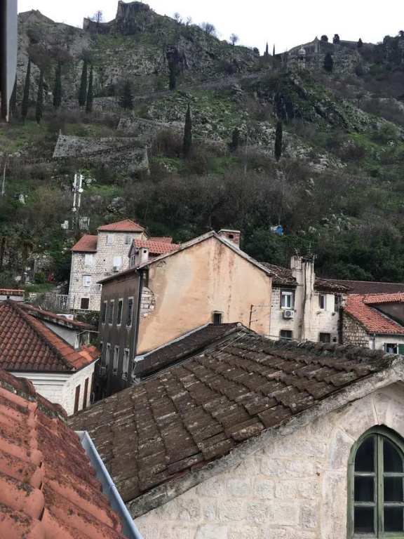 Athos Guesthouse