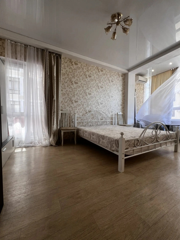 Квартира 100 м от Моря, Геленджик, Утес