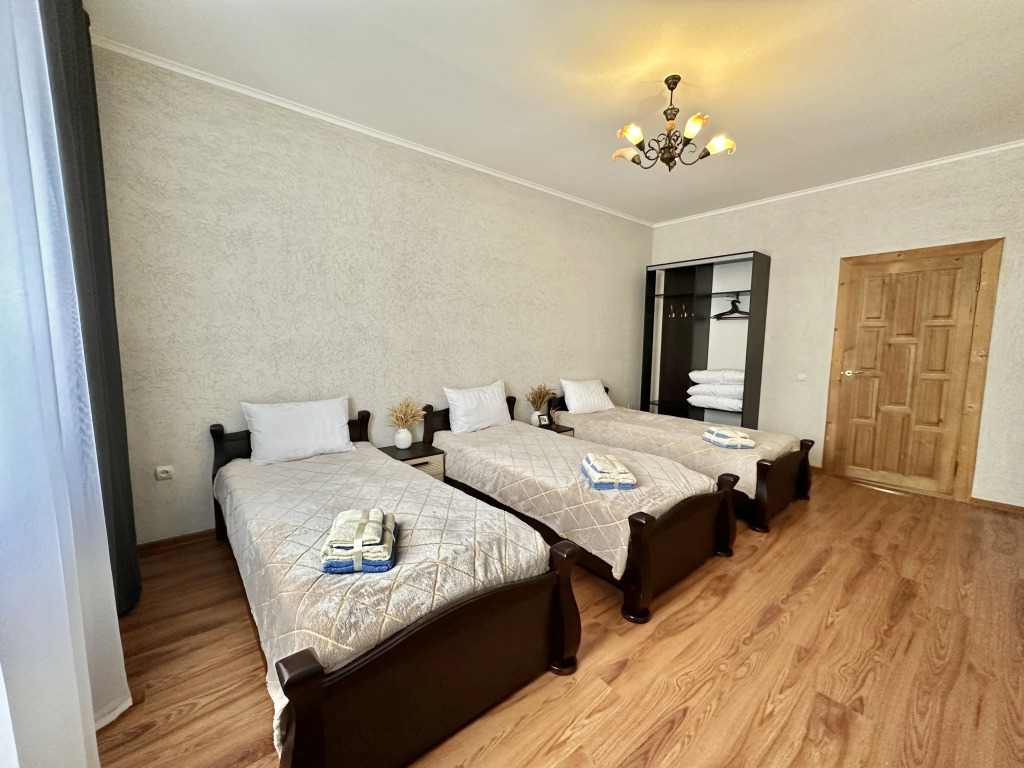 Квартира ArtHouse Dombay 10