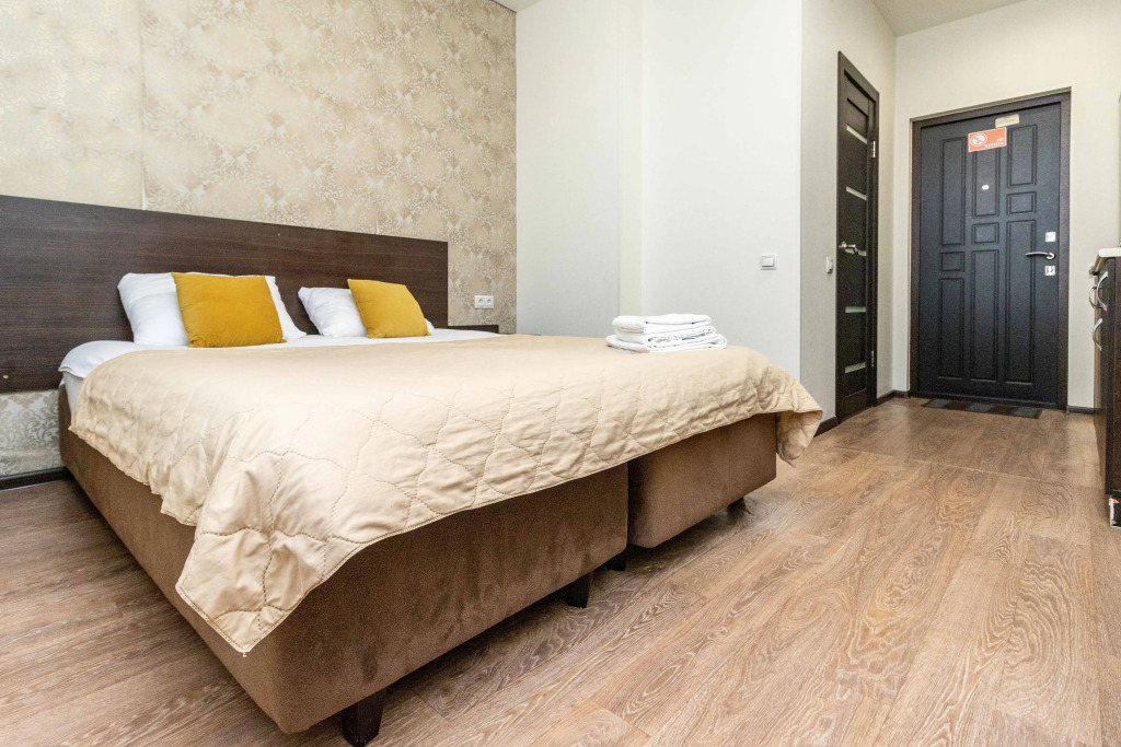 Five Mini-hotel