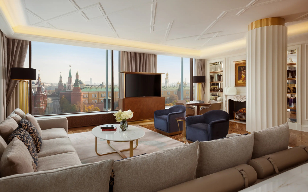 5 ★ The Carlton, Moscow