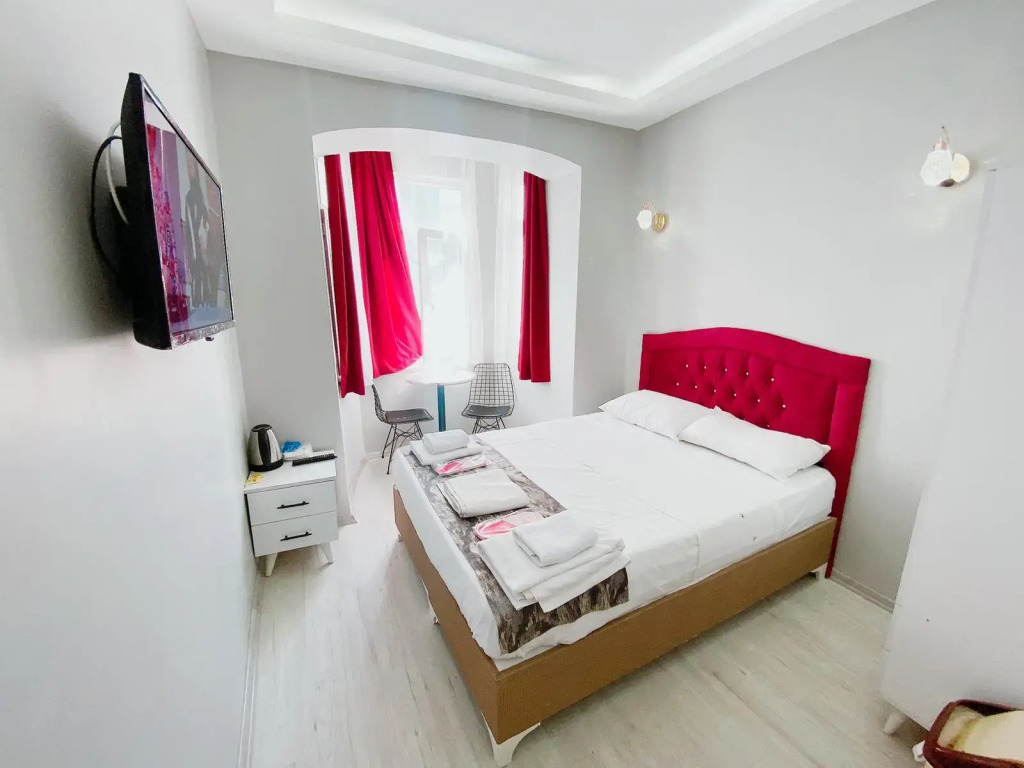 Taksim Landhouse Hotel Central Studio 1 Min to Taksim