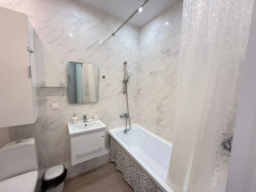 Квартира с Бассейном в ЖК Кипарис 18