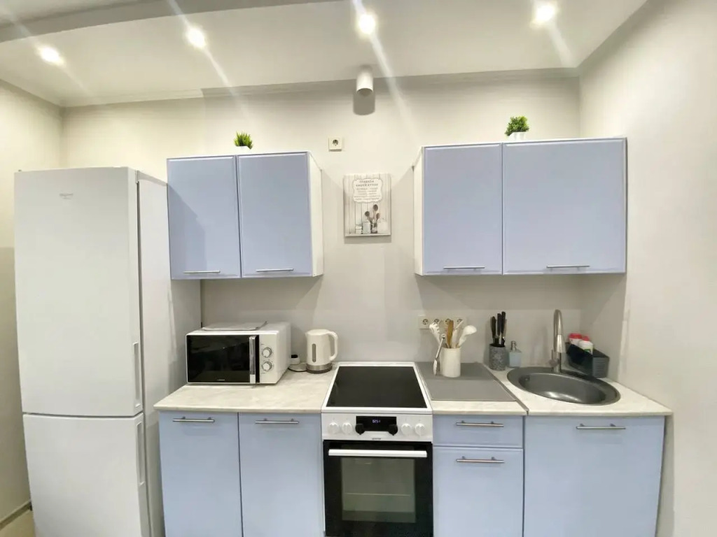 Квартира 1к квартира Есенина 4