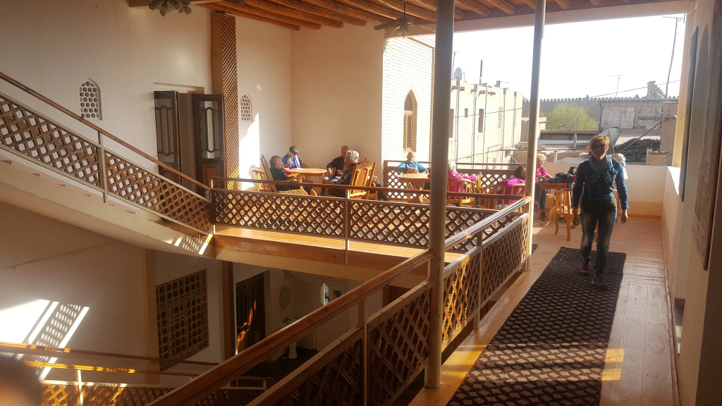 Islambek Hotel & Travel