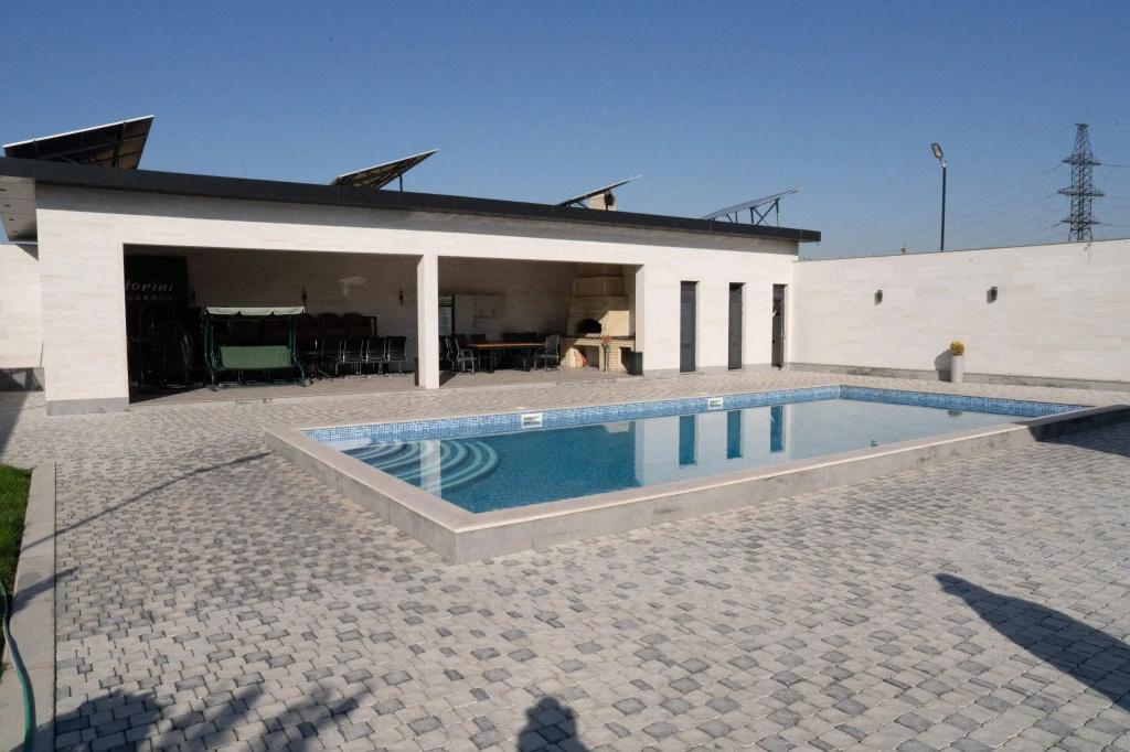 Вилла Santorini villa with pool near airport