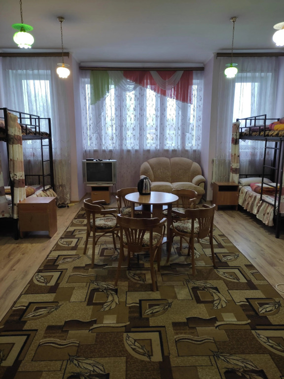 85 Hostel