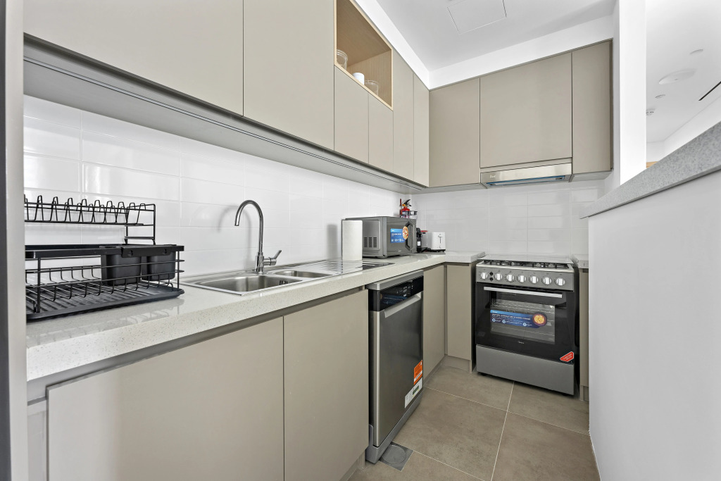 Апартаменты WelHome - Stunning Apartment With Sea Views in Creek Harbour