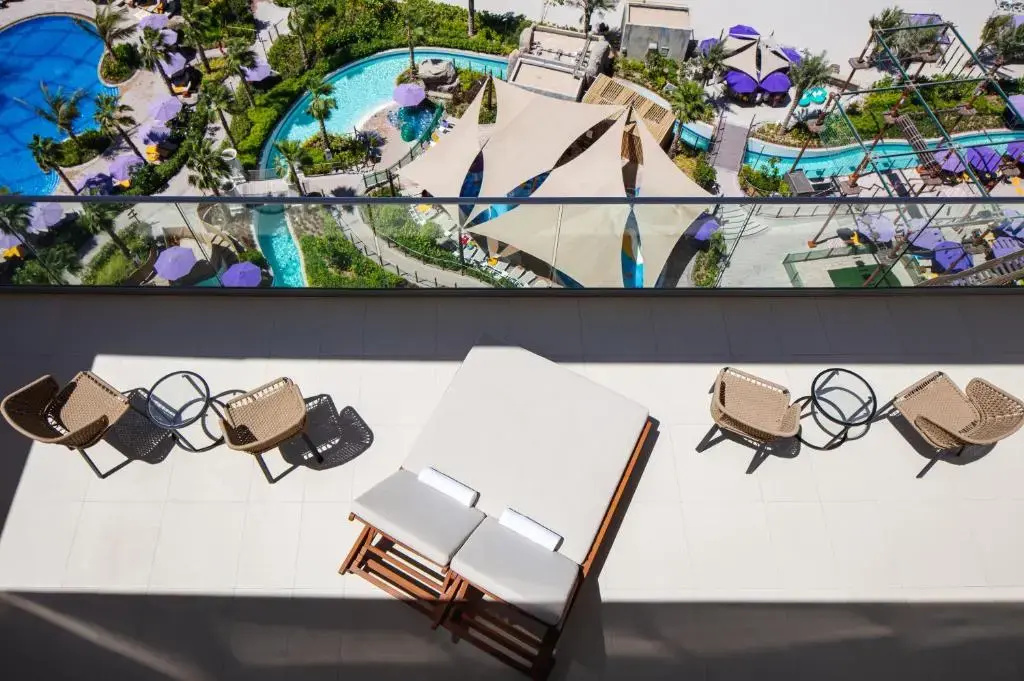 Курортный отель Centara Mirage Beach Resort Dubai