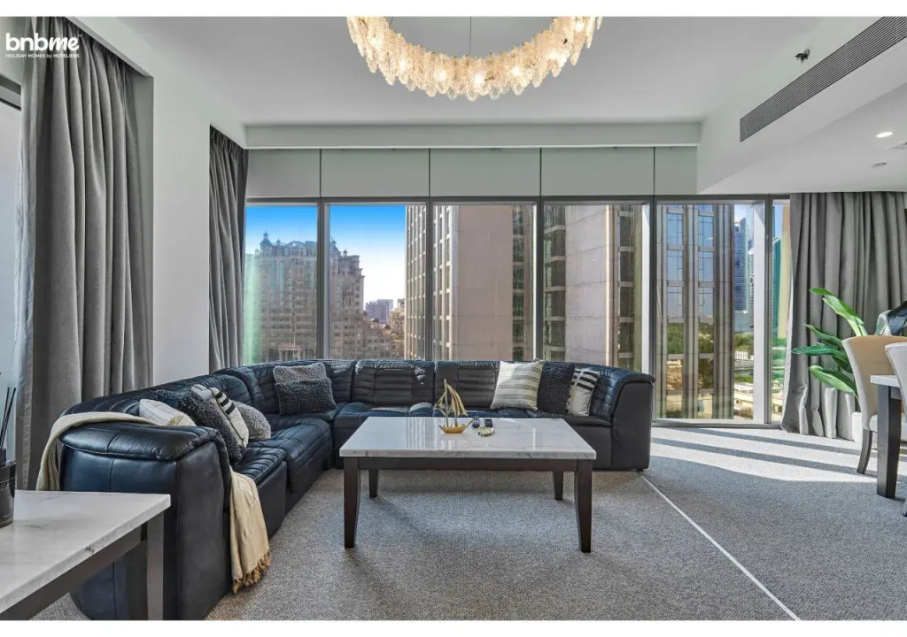 Апартаменты Bnbmehomes Stylish 3BR with Burj Khalifa view-410