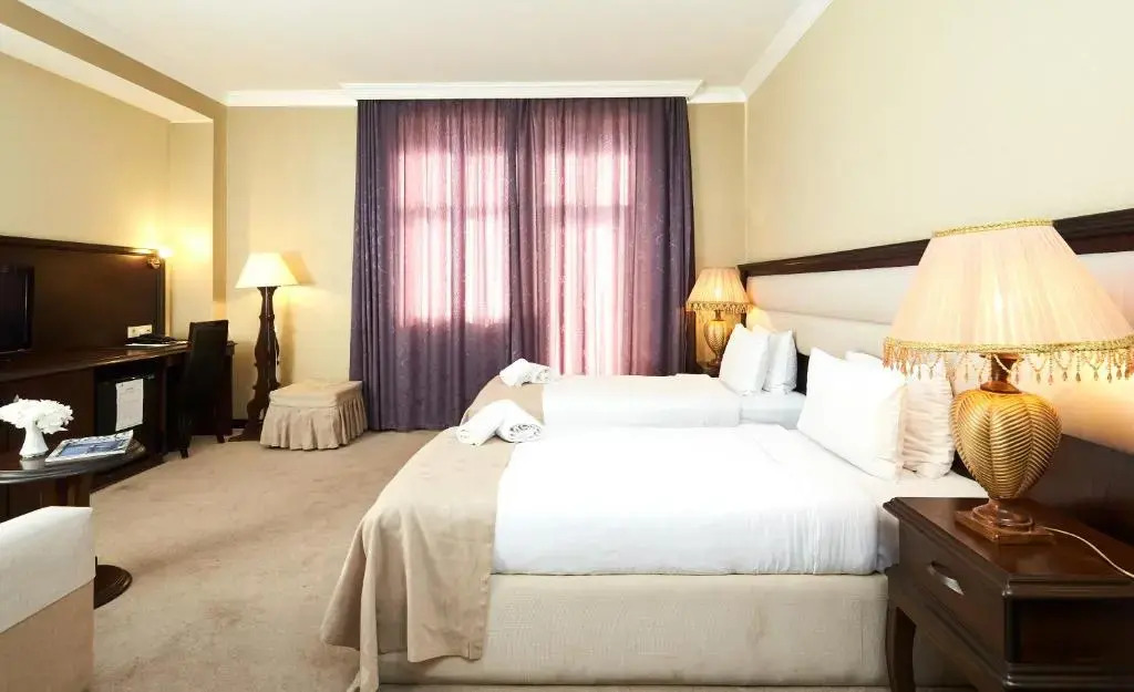 Smith Hotel