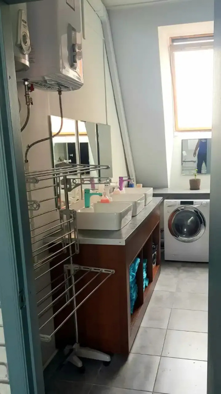 Hostelroof_vl