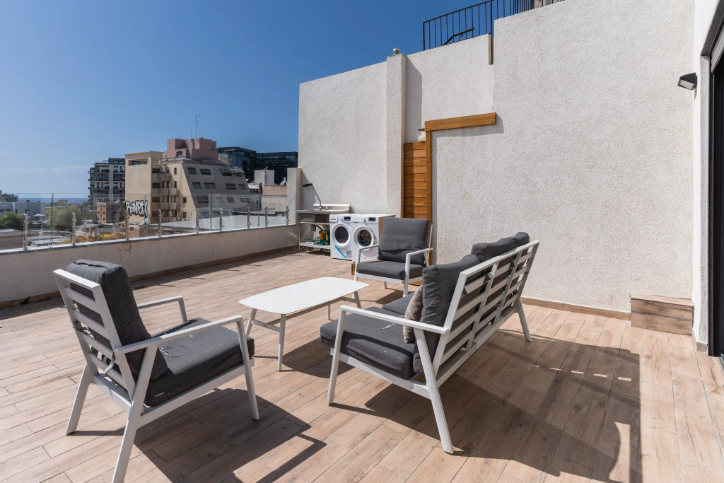 Апартаменты Blueground at Florentine High End Mini Penthouse ID76