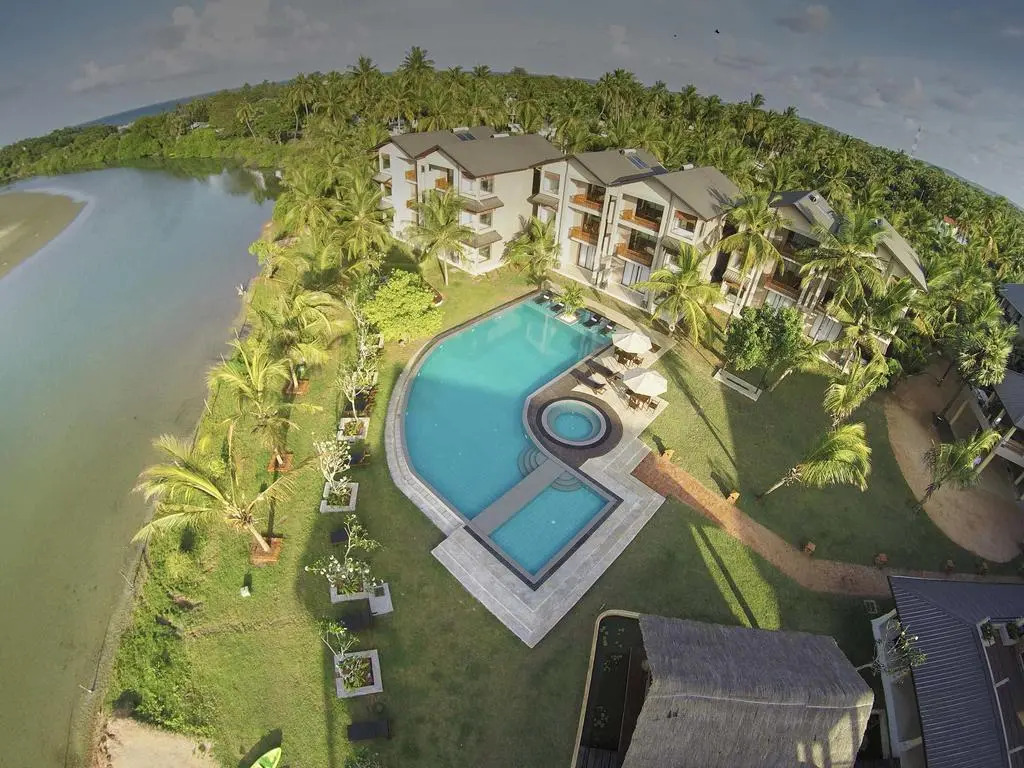 Курортный отель Amaranthe Bay