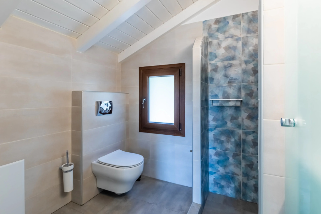 Luxury Villa with Private Pool in Skopelos, Spacious & Private, Villa Amaryllis By Kardous