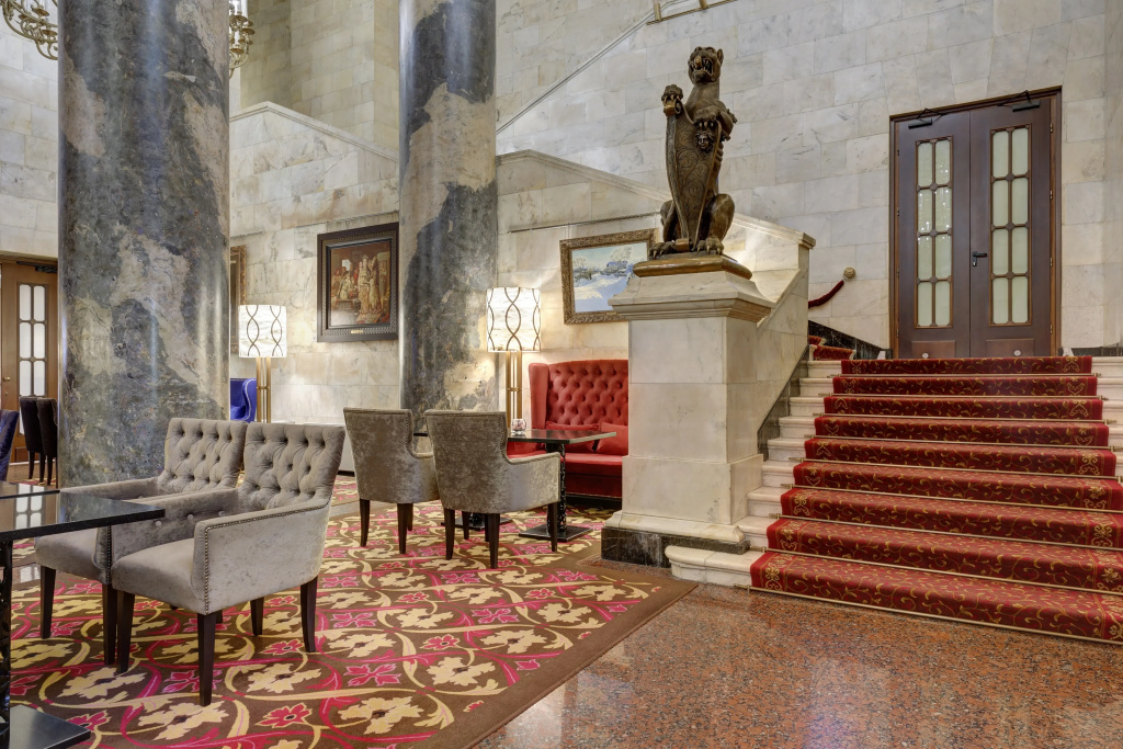 5 ★ Отель Hilton Москва Ленинградская