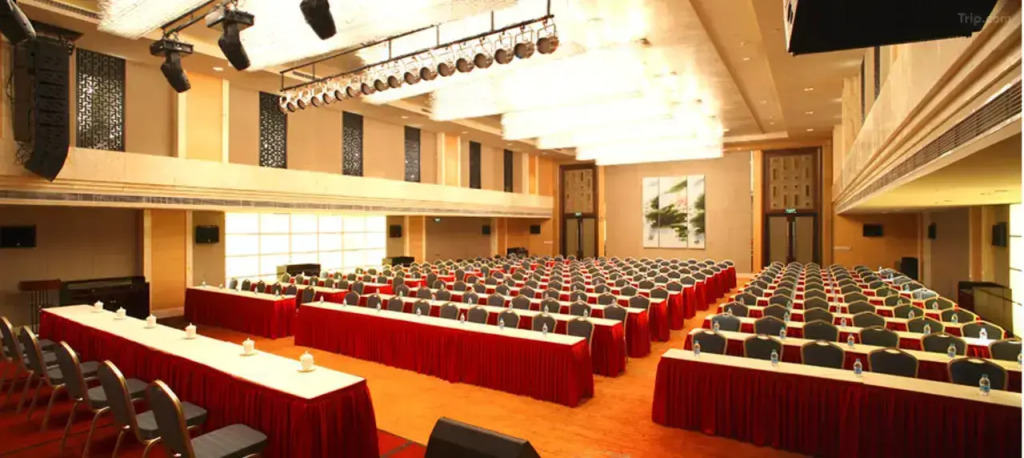 Отель Beijing C.Kong International Hotel (Chaoyang High-speed Railway Station Branch)