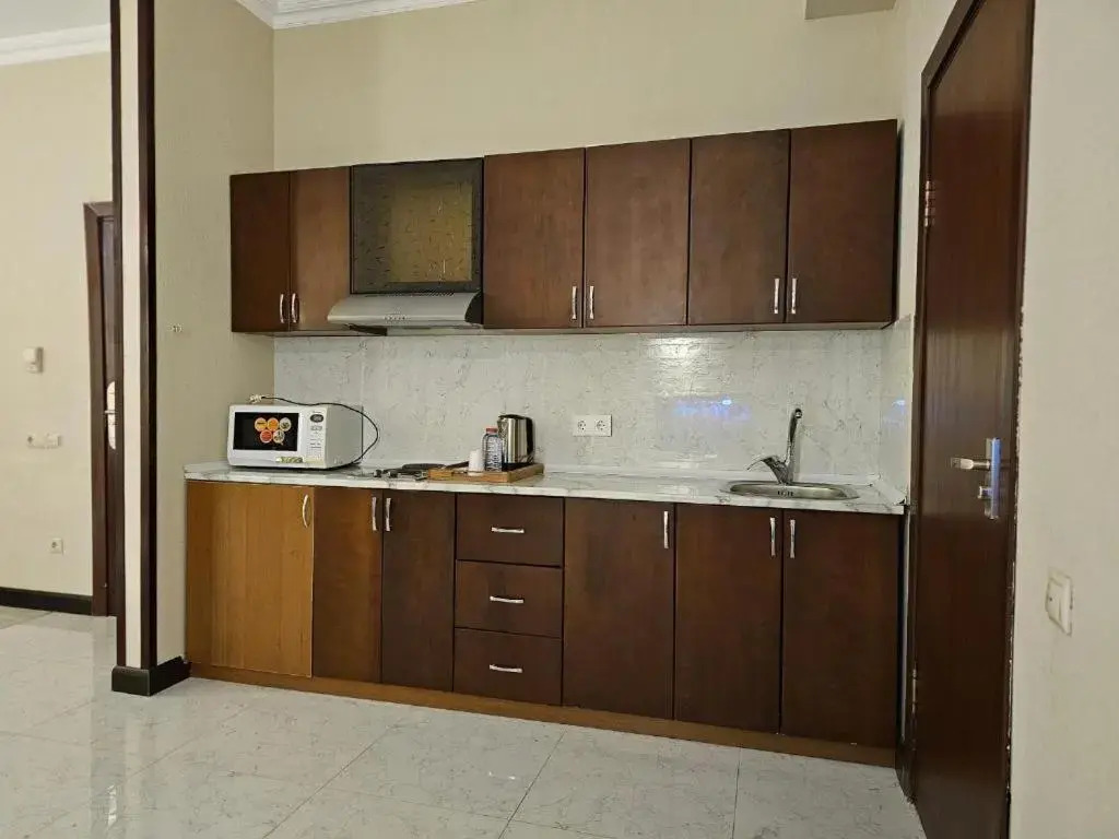 Crown Apartments