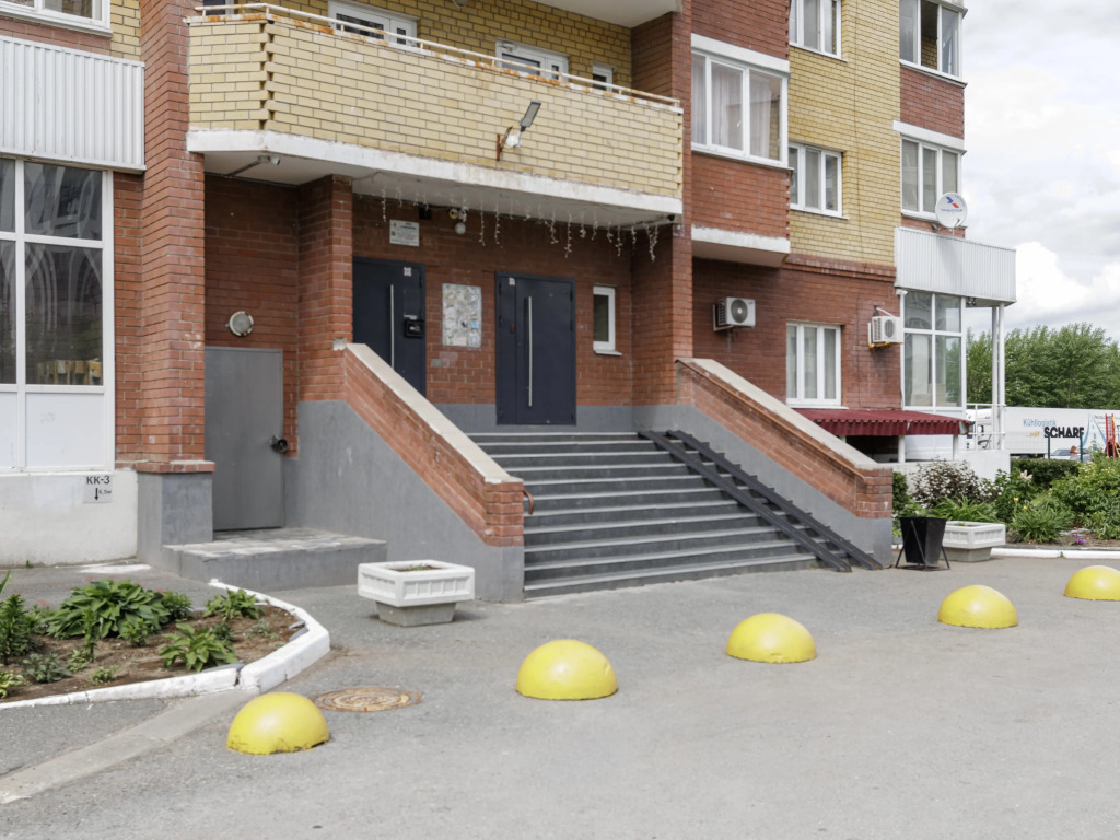 Квартира возле аквапарка с видом на реку