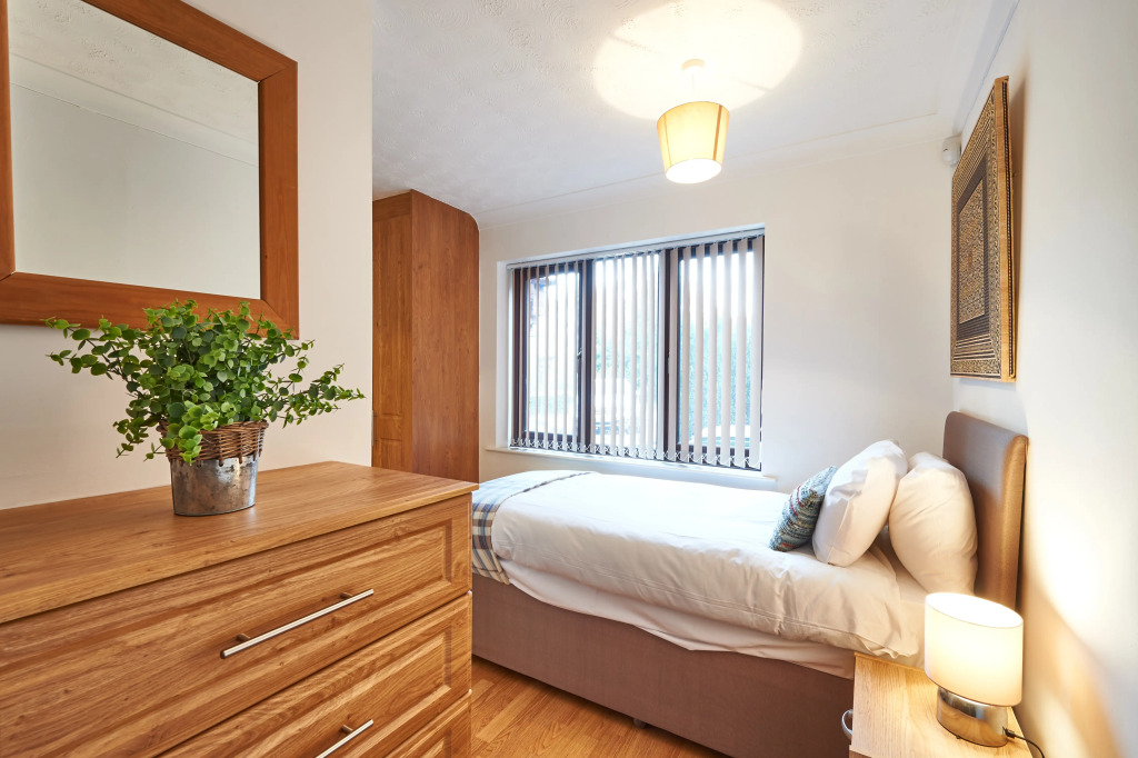 Гостевой Дом Furzton Serviced Houses - Shortstay MK