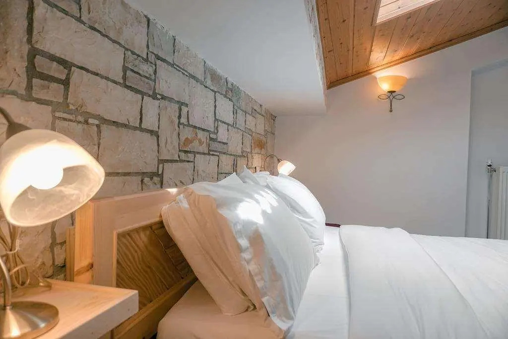 Hotel Argjiro