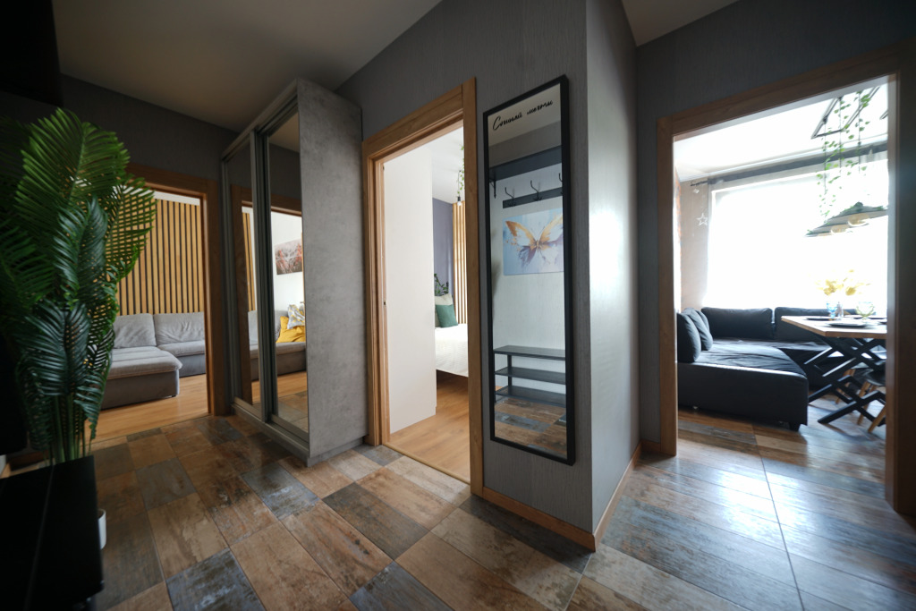 Квартира Forest Loft: двушка c кинотеатром, на острове и рядом с метро