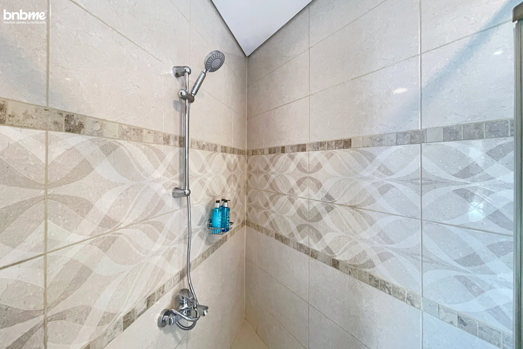 Апартаменты Bnbmehomes Contemporary Apt in Business Bay- 2402
