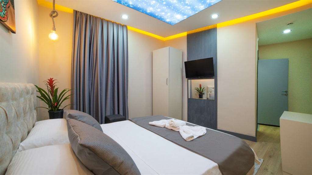 Blue Marina Hotel