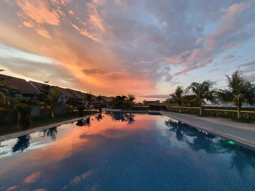 Отель Aston Gorontalo & Convention Center