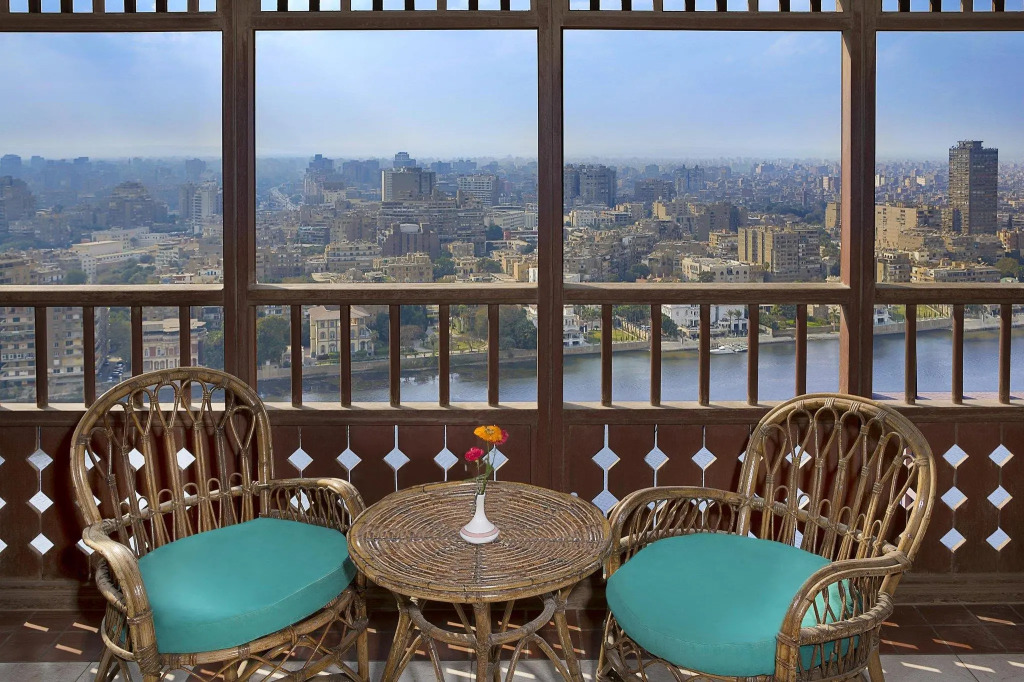 Отель Cairo World Trade Center Hotel & Residences