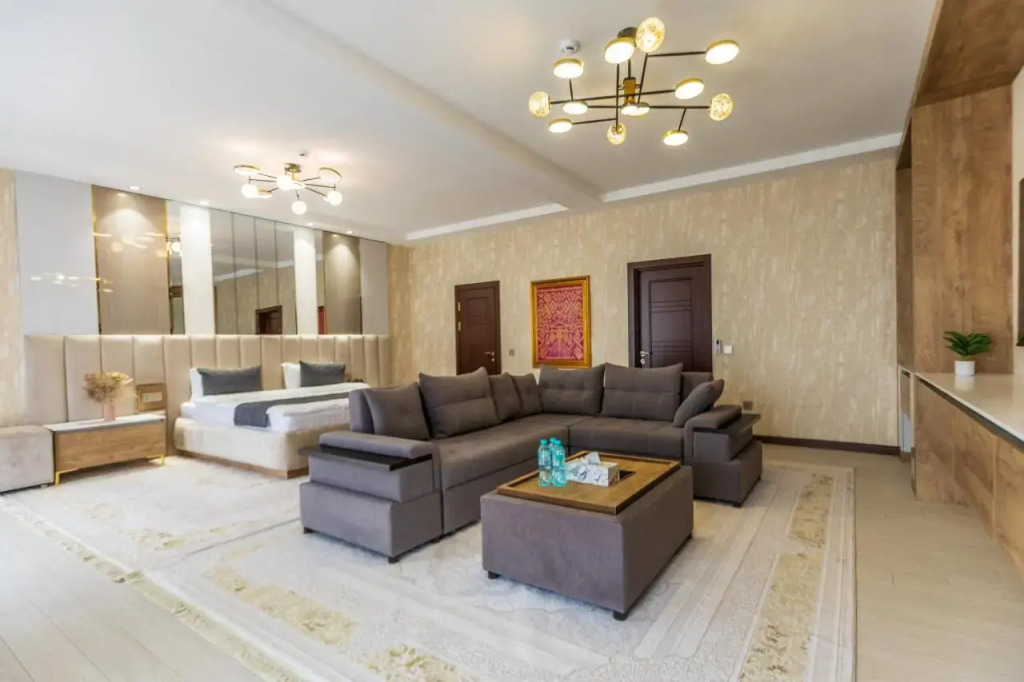 Firdavsi Hotel