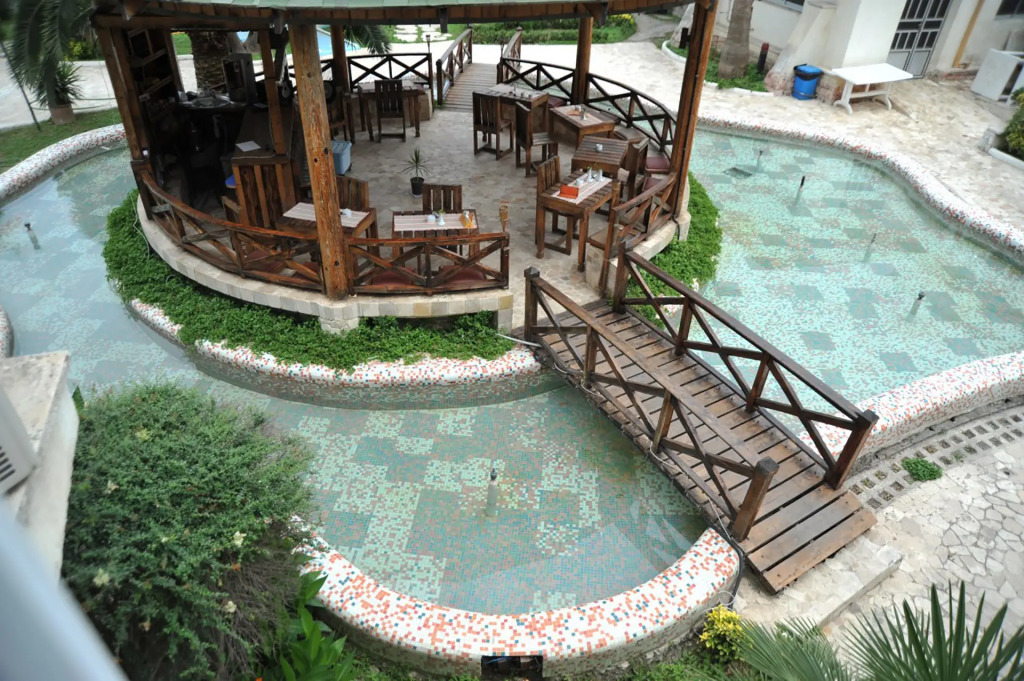 Malek Hotel