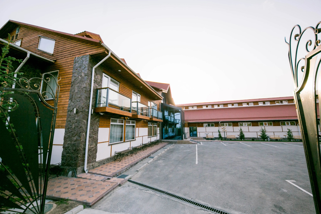 Отель EthnoPark Resort