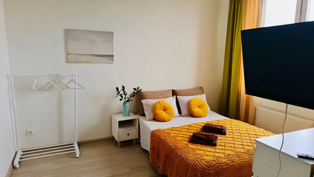 Квартира Студия на Краснолесья