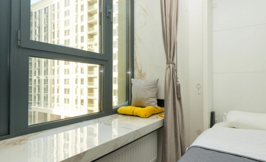 Апартаменты #2 Black studio for 2+2 by Lo Apartments