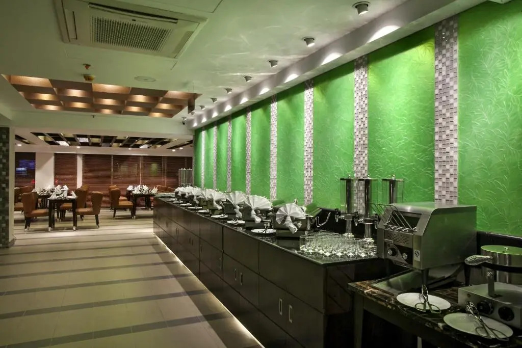 Platinum Grand