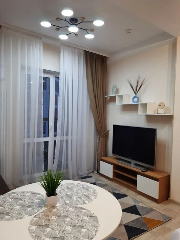 Квартира 1-комнатная в 100м от Набережной