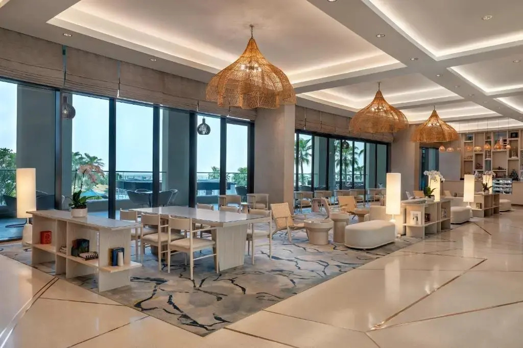 Отель Crowne Plaza Abu Dhabi Yas Island by IHG
