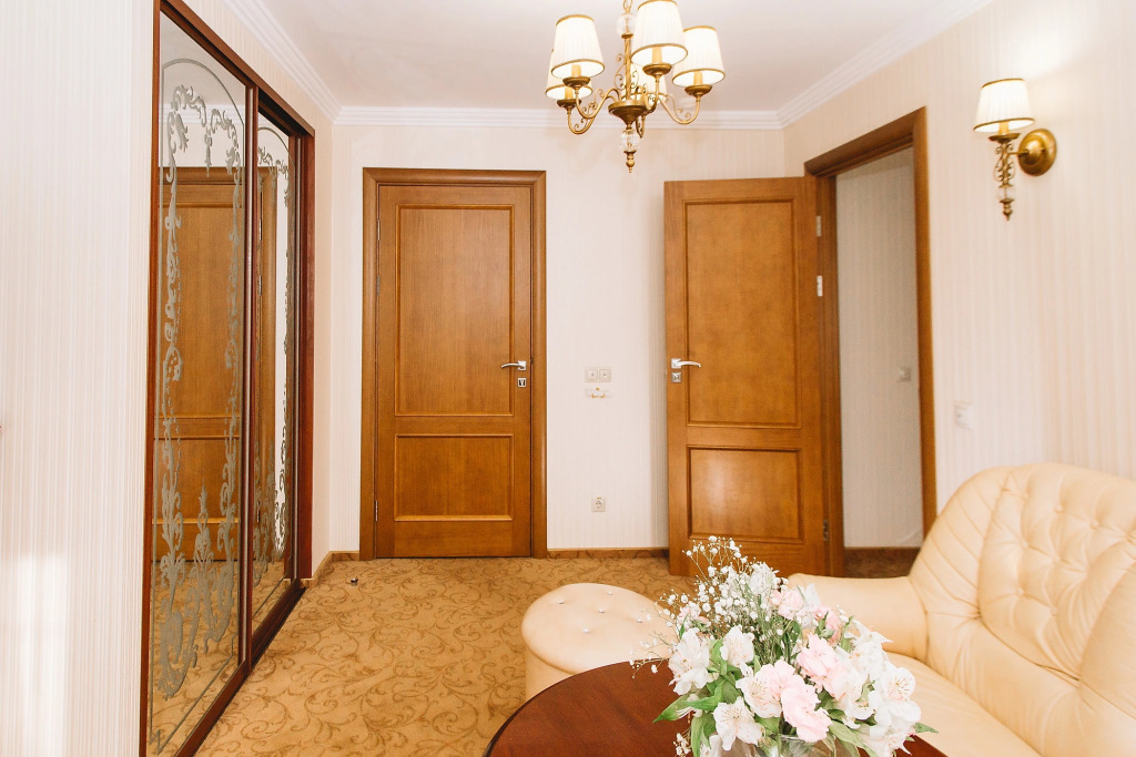 Chajkovskij Hotel