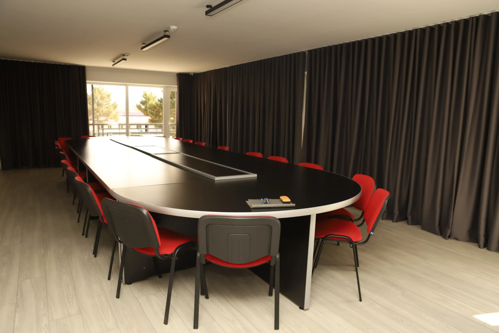 Отель Aventus Hotel