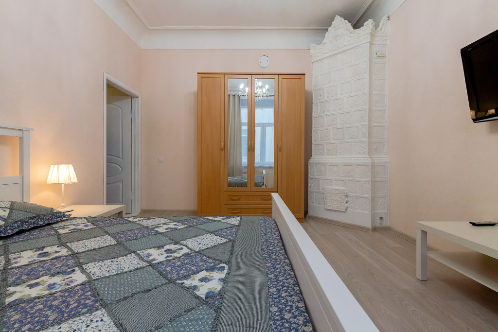 Квартира на Марата, 8