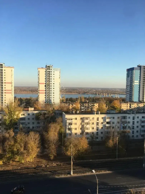 Апартаменты с Балконом и Видом на Город на Ленина 59Р