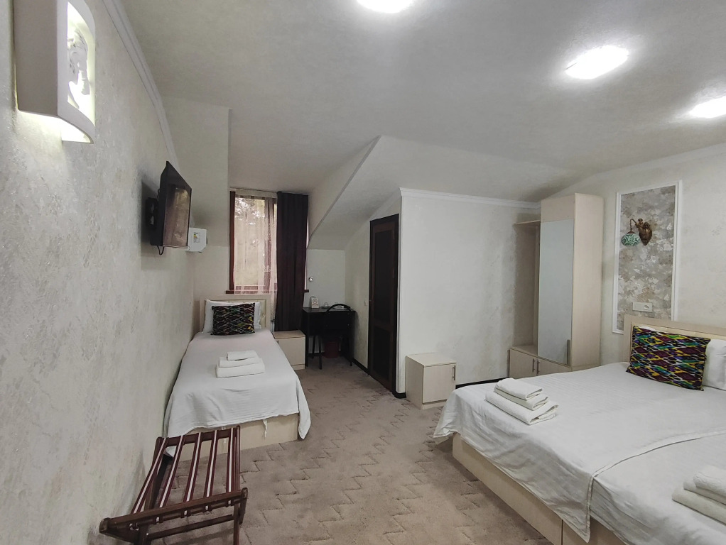 Suzani Samarkand Hostel