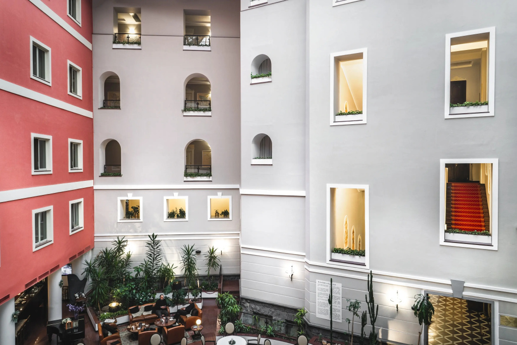 Royal Tulip Grand Hotel Yerevan