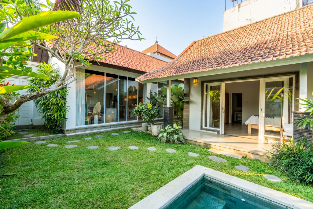 Вилла Jungle Amaranth Canggu - Exclusive 3BR Retreat with Pool, Modern Amenities and Top Location