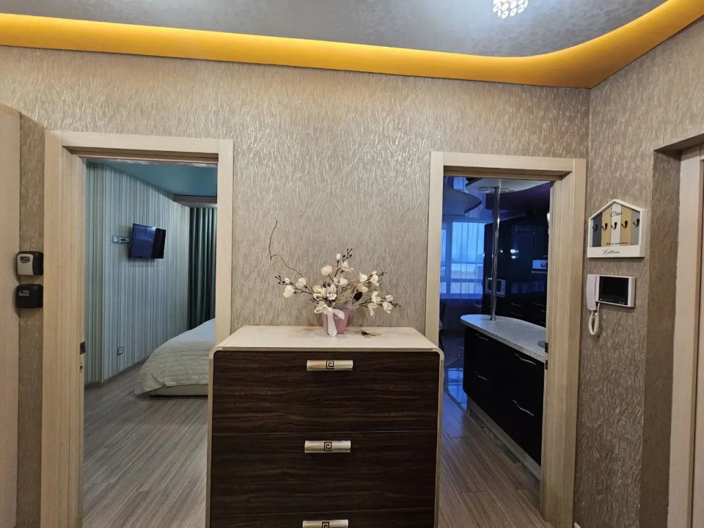 Shikarnaya, Klassicheskaya Flat