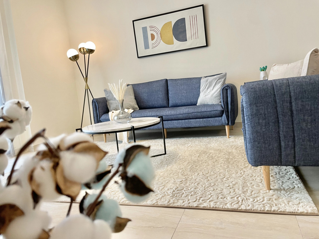 Elite LUX Holiday Homes - Spacious 2BR with Direct Metro Access in Al Furjan Dubai