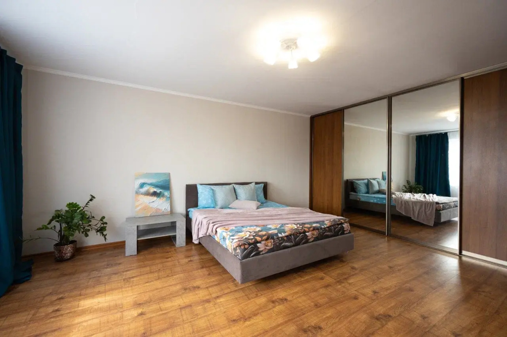 LovelyHome39| Апартаменты на Артиллерийской с видом на город
