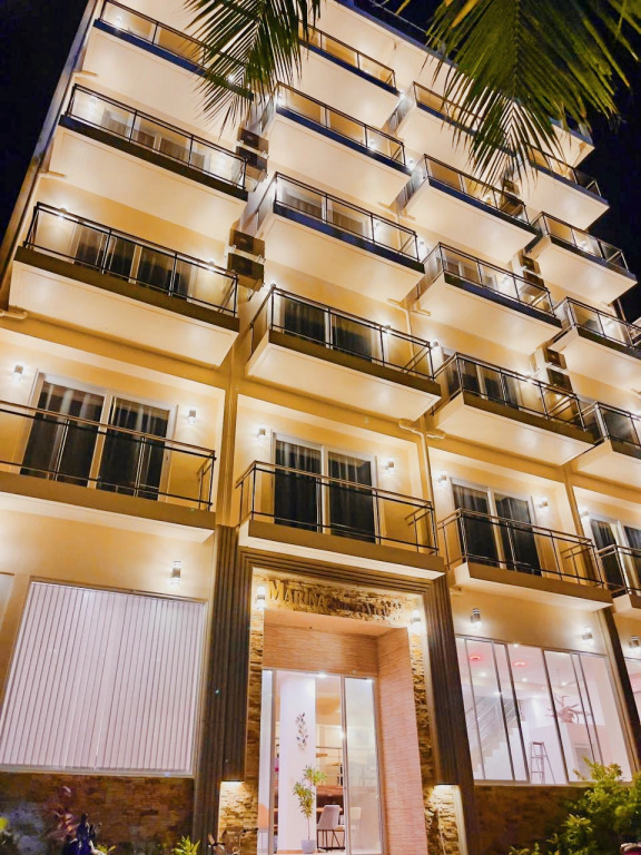Отель Bed&Breakfast iCom Marina Seaview